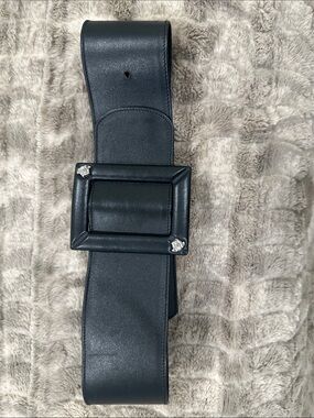 VERSACE Black Wide Leather Belt with classic medusa Decorative Buckle